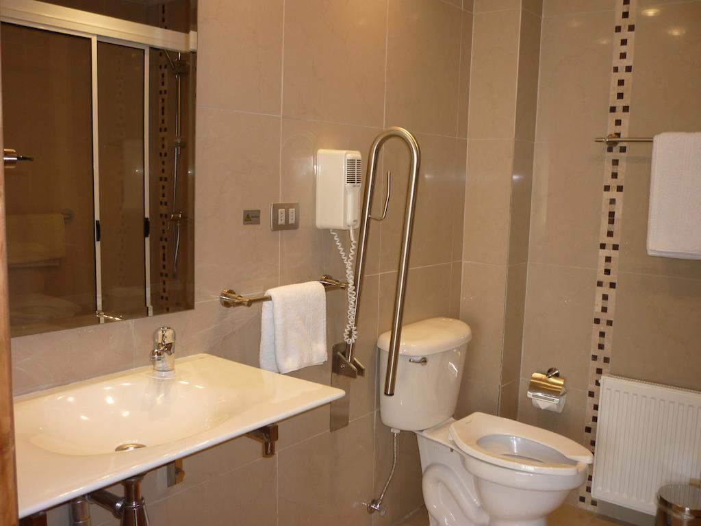 Hotel Ontiveros San Fernando Habitación foto